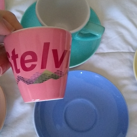 tea/coffee set matching saucers - Picture 4 of 7
